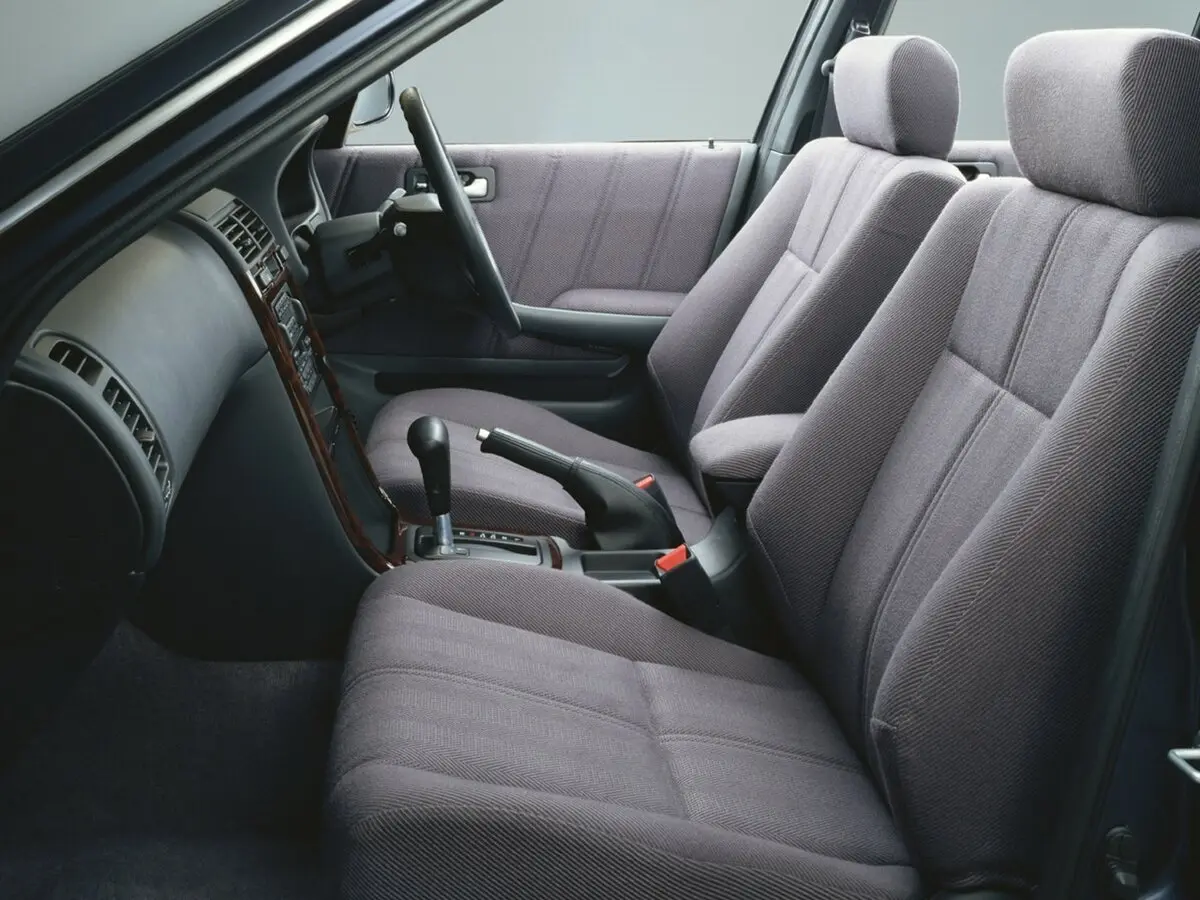 Honda Ascot II (CE) Седан — сүрөт 4
