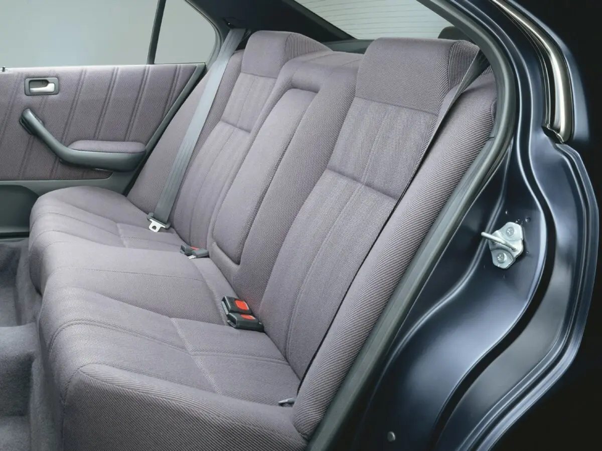 Honda Ascot II (CE) Седан — сүрөт 5