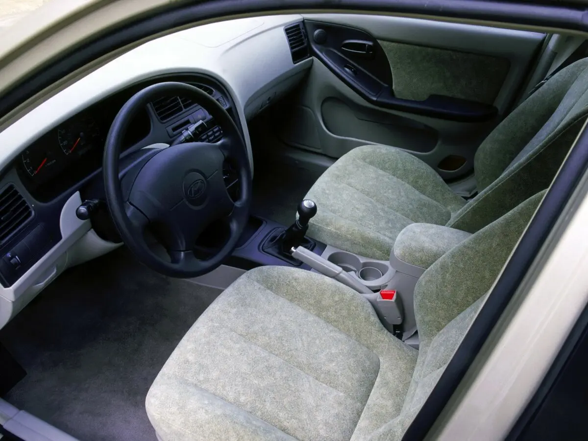 Hyundai Elantra III (XD) Седан — сүрөт 8
