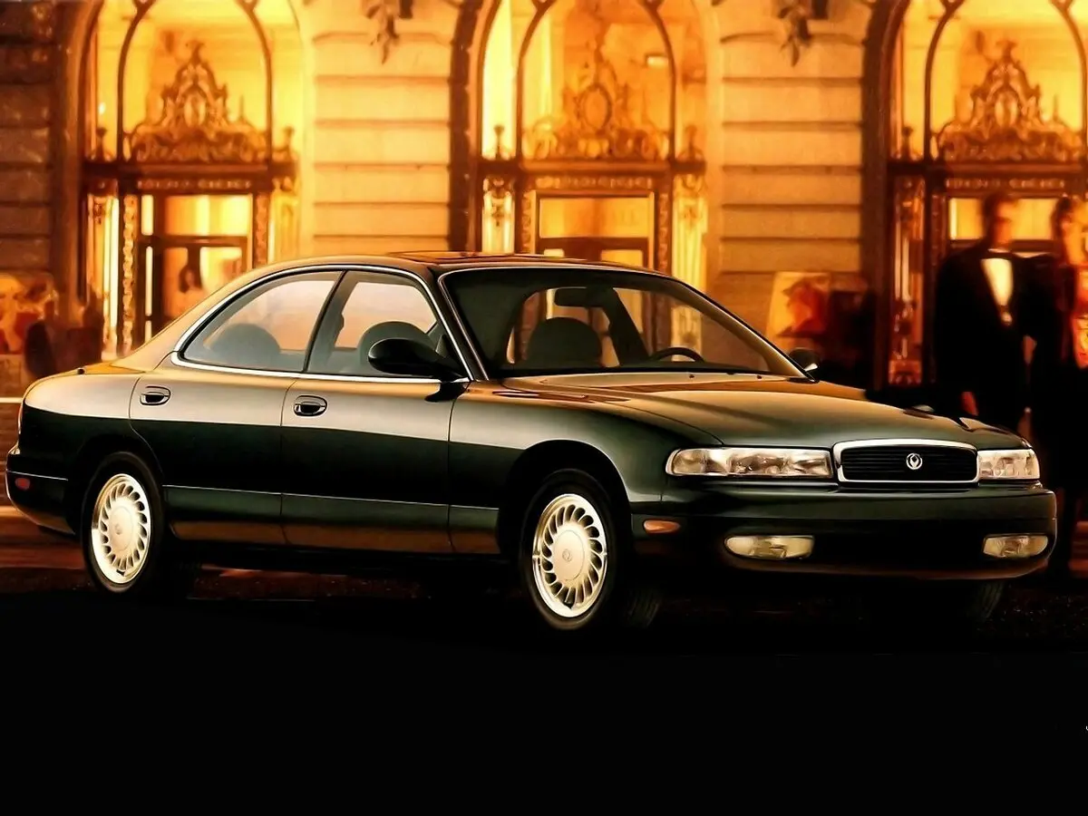Mazda Sentia I (HD) Седан — photo 2