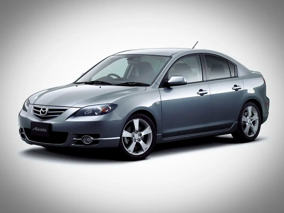 Mazda Axela I Седан
