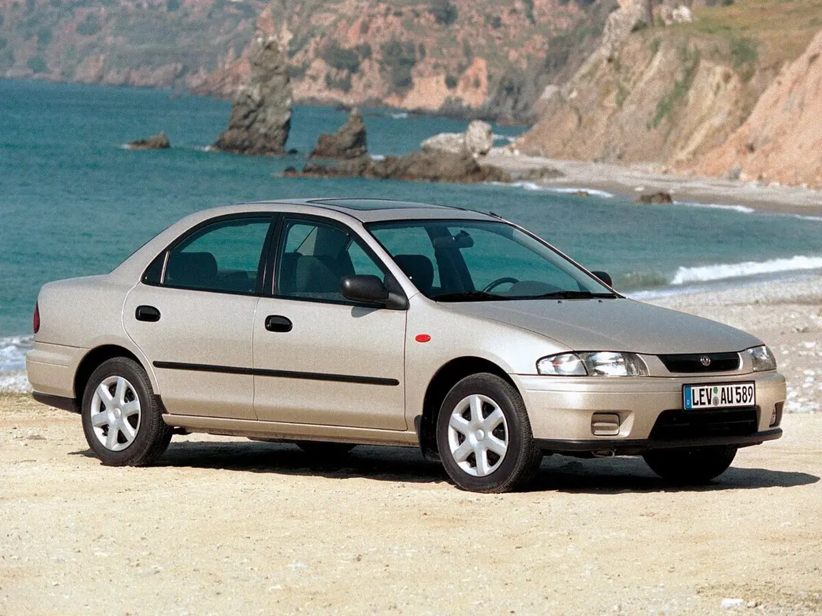 Mazda Familia VII (BH) Седан
