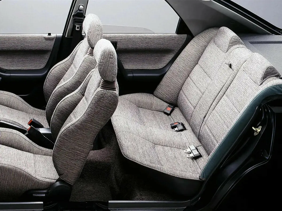 Mazda Eunos 100 1989 – 1994 Хэтчбек 5 дв. — сүрөт 5