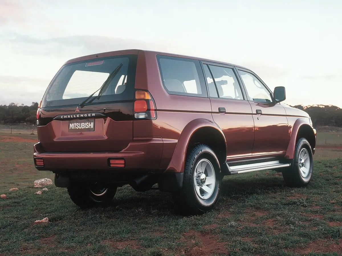 Mitsubishi Challenger I Рестайлинг Внедорожник 5 дв. — сүрөт 4