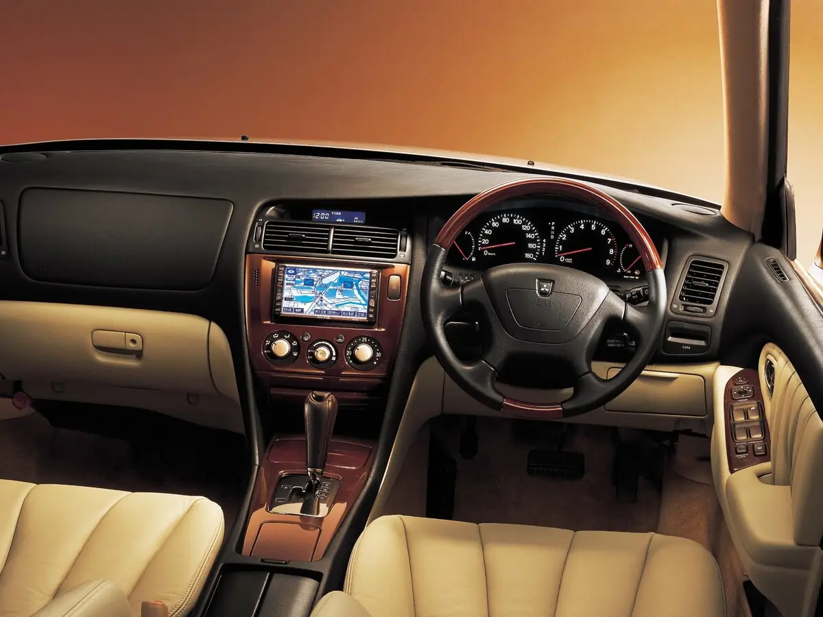 Mitsubishi Diamante II Универсал 5 дв. — фото 2