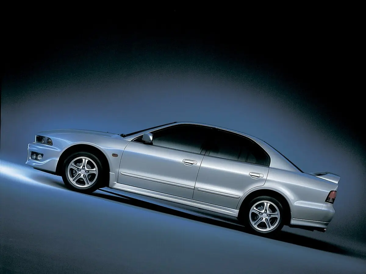 Mitsubishi Aspire 1998 – 2003 Седан — 照片 2