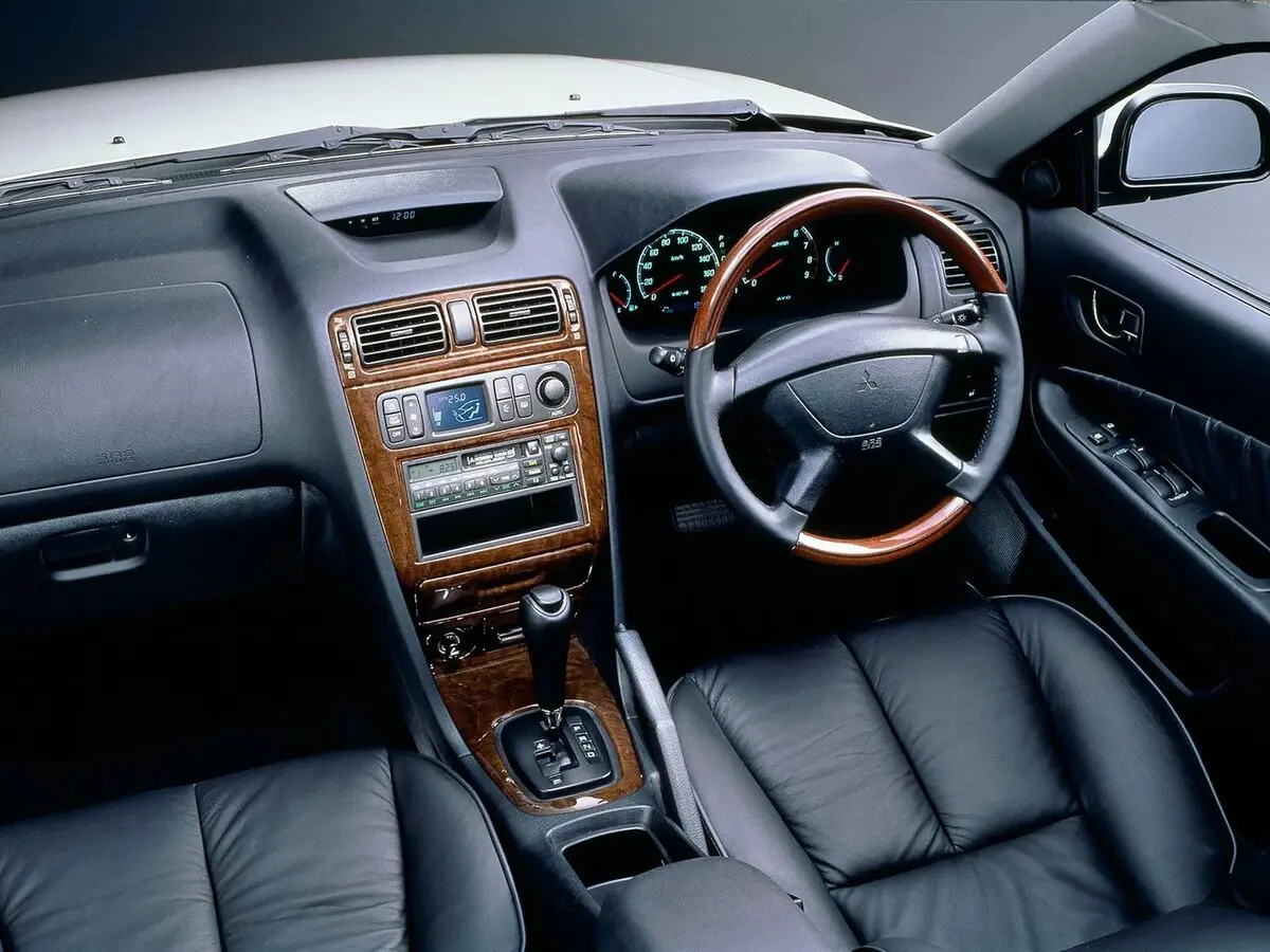 Mitsubishi Legnum 1996 – 2002 Универсал 5 дв. — сүрөт 6