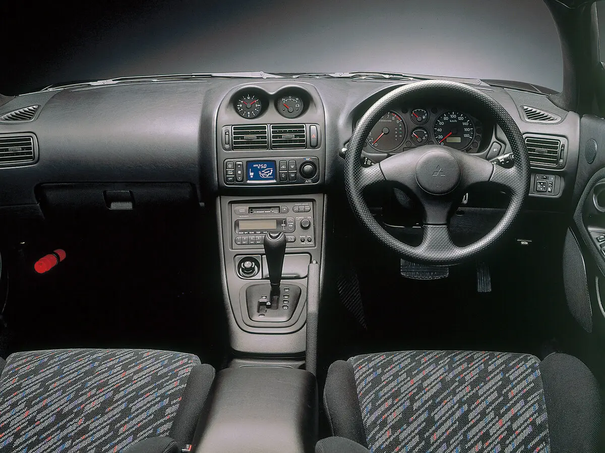 Mitsubishi FTO I Купе — сүрөт 4