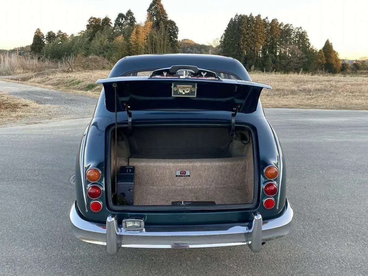 Mitsuoka Viewt I (K11) Седан — 照片 12