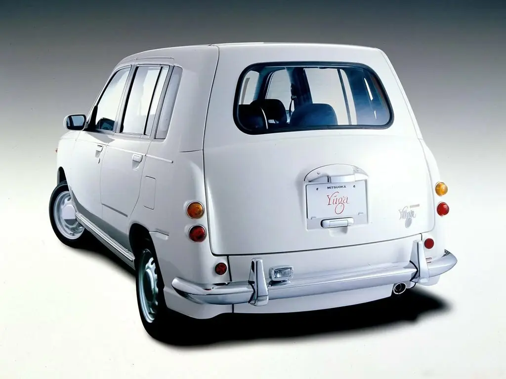 Mitsuoka Yuga 2000 – 2002 Компактвэн — сүрөт 2