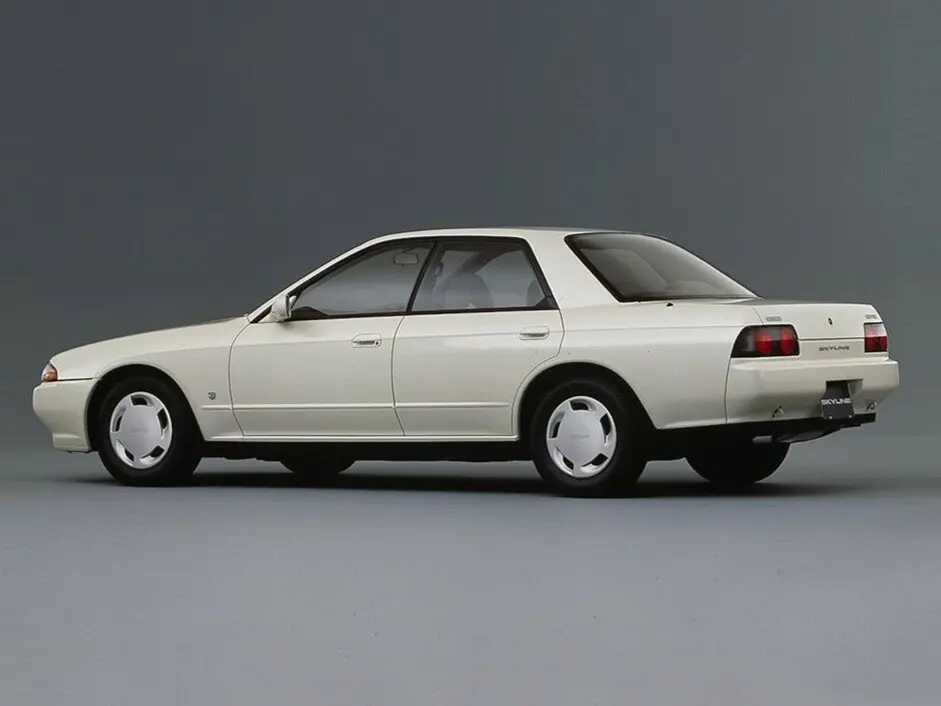 Nissan Skyline VIII (R32) Седан — сүрөт 8