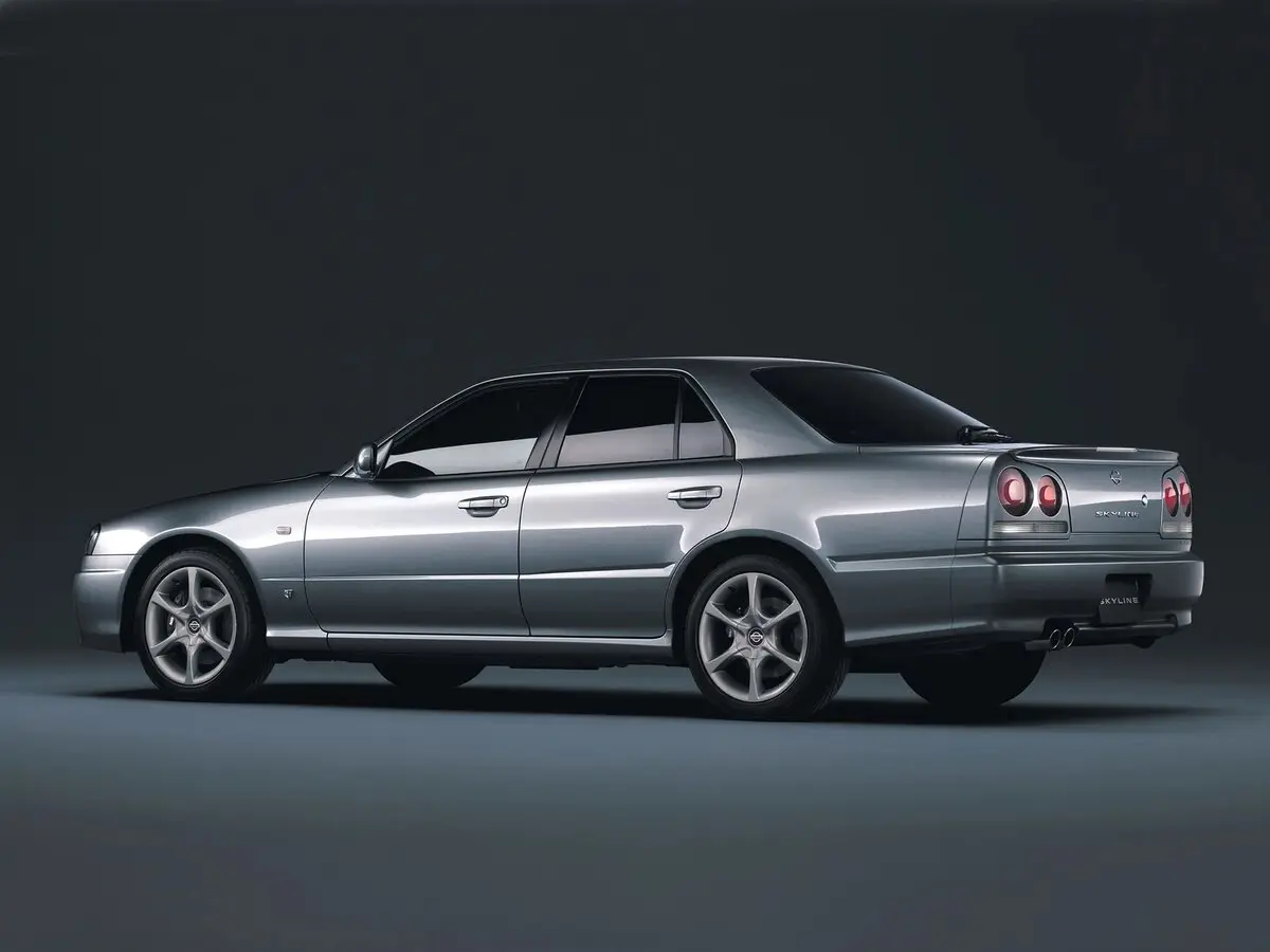 Nissan Skyline X (R34) Седан — 照片 4