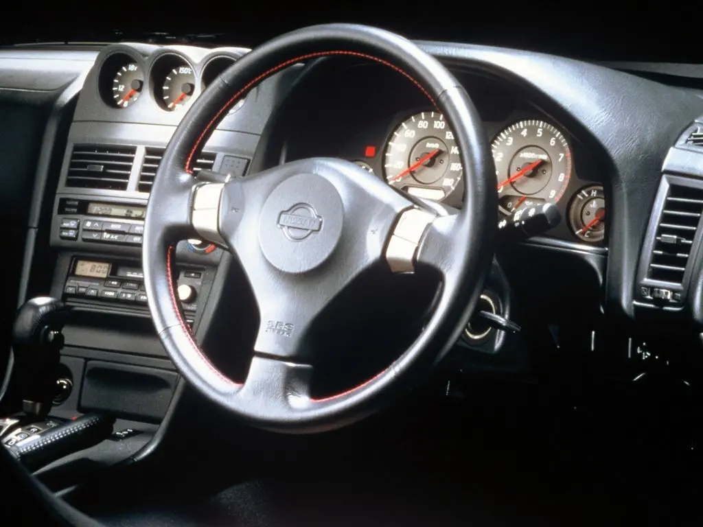 Nissan Skyline X (R34) Седан — 照片 6