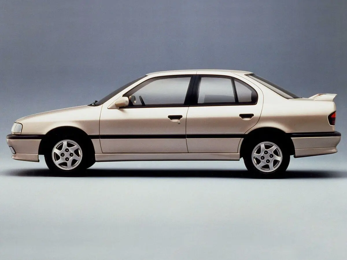 Nissan Primera I (P10) Седан — фото 2