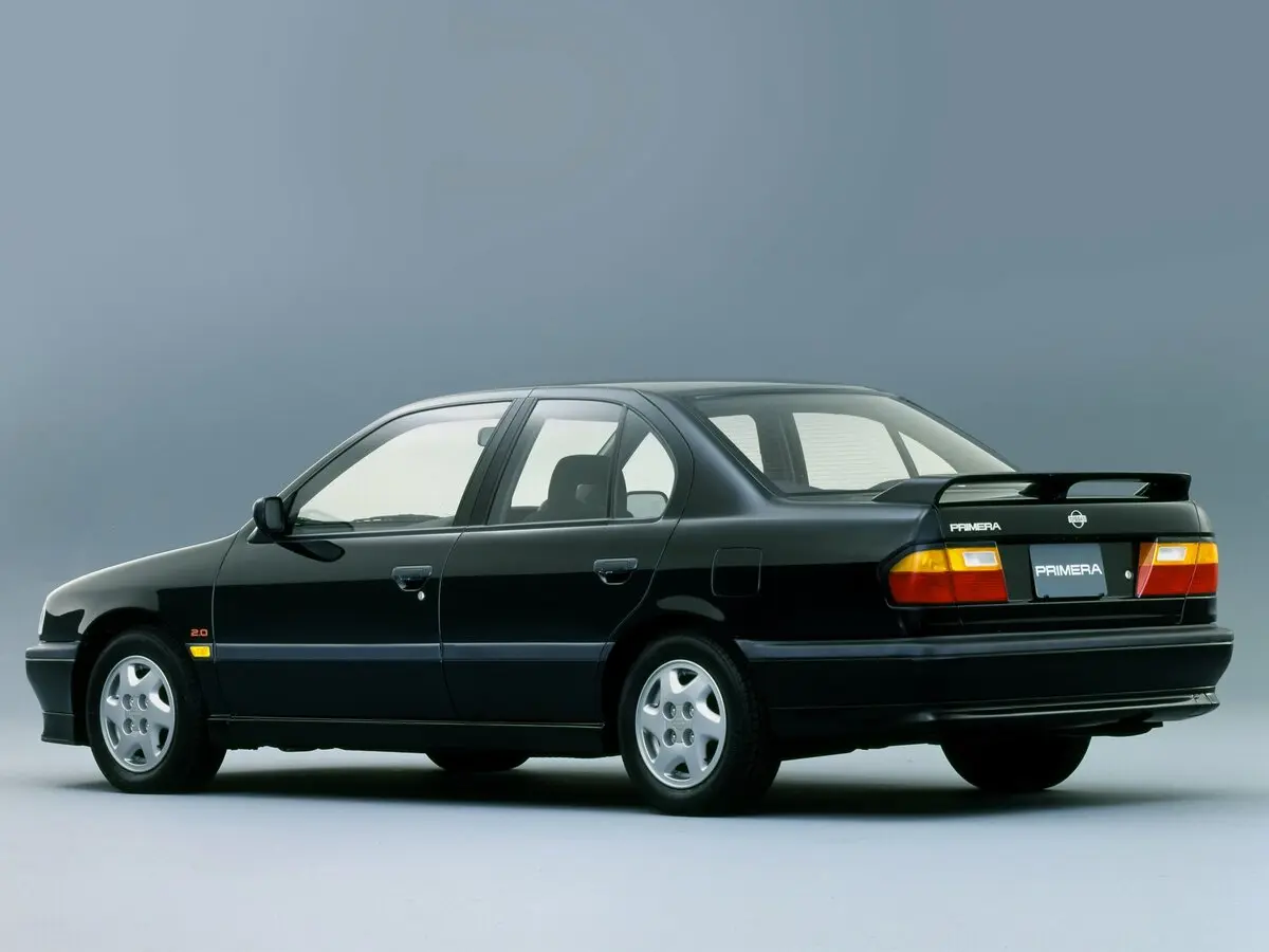 Nissan Primera I (P10) Седан — фото 5