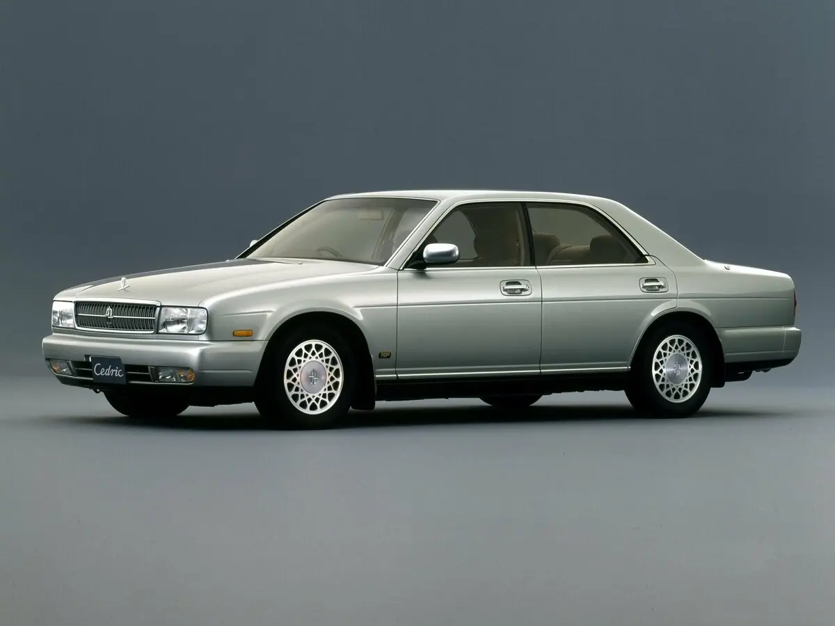 Nissan Cedric VIII (Y32) Седан — сүрөт 2