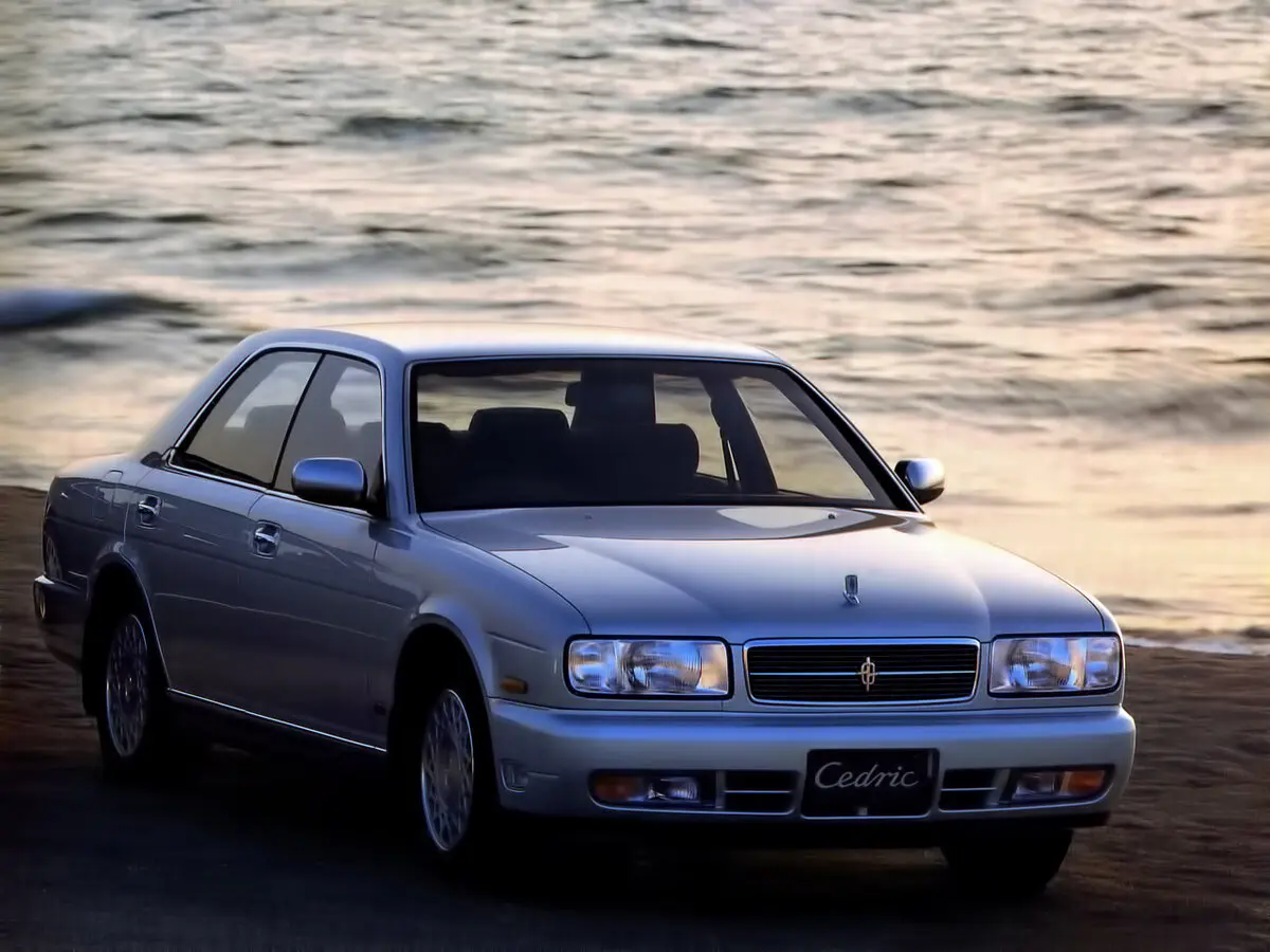 Nissan Cedric VIII (Y32) Седан — сүрөт 3