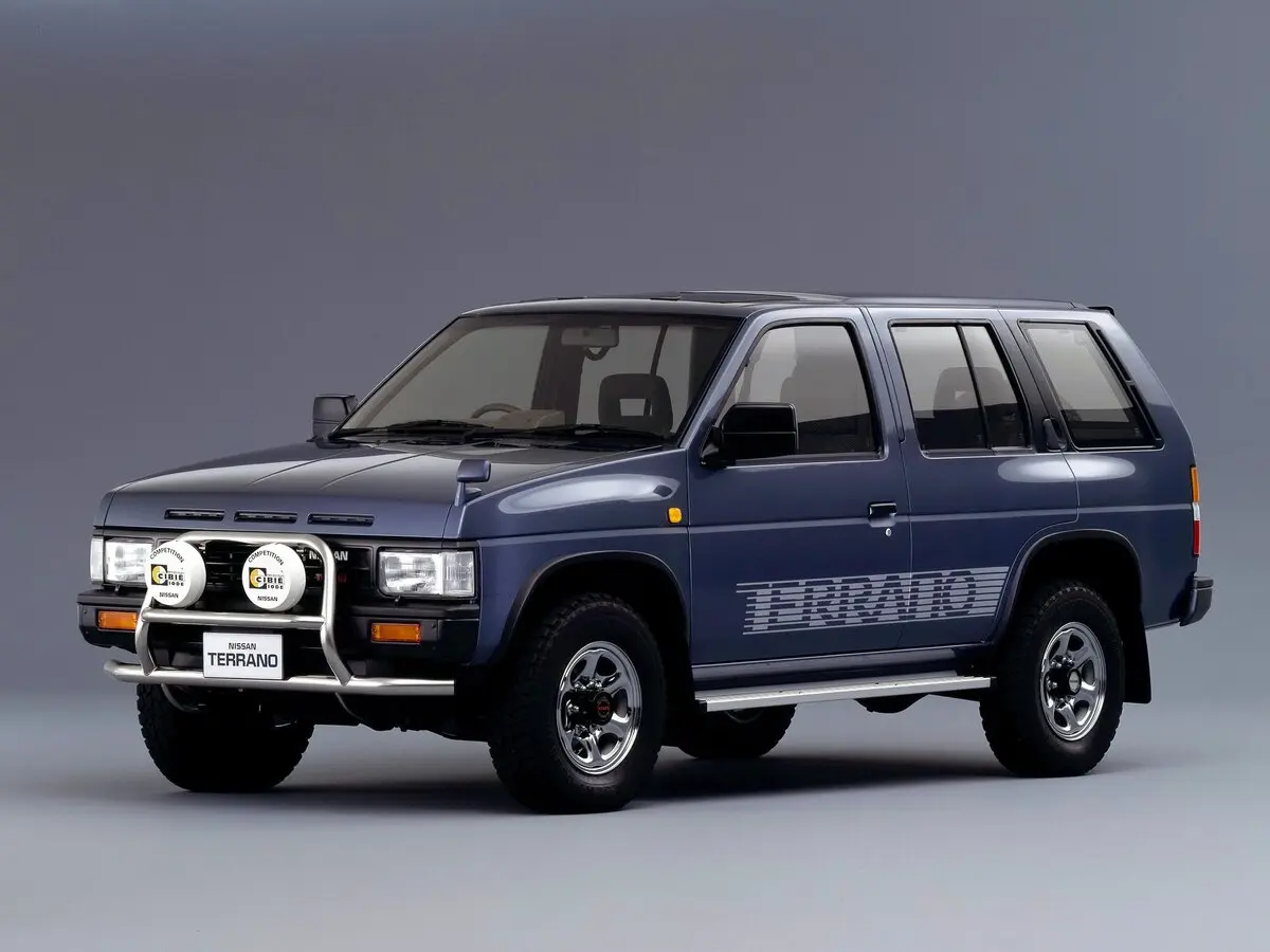 Nissan Terrano I Внедорожник 5 дв.