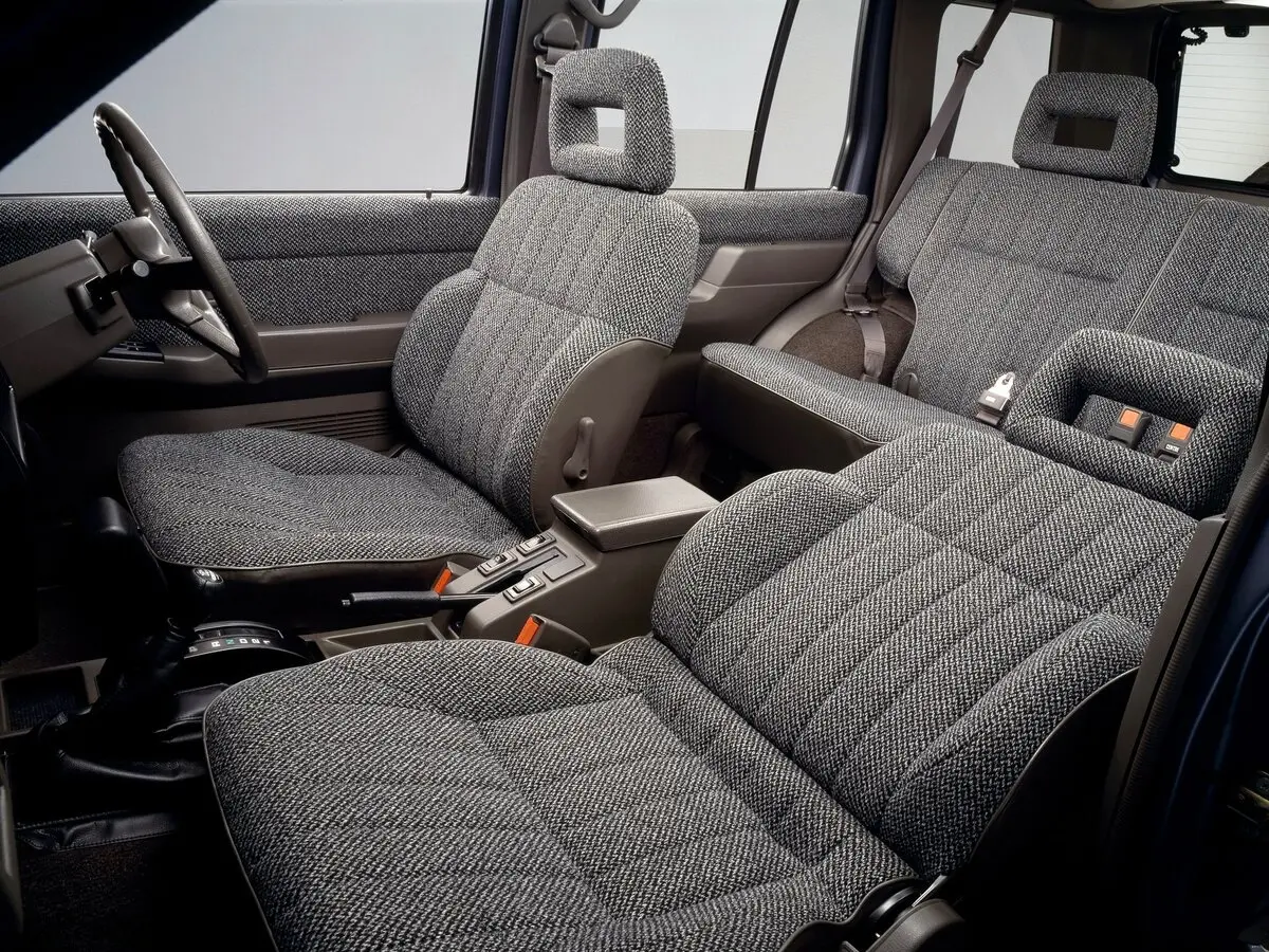 Nissan Terrano I Внедорожник 5 дв. — сүрөт 4