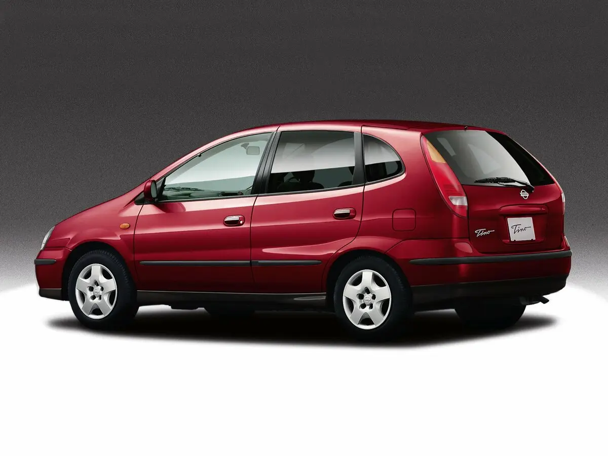 Nissan Tino 1998 – 2003 Компактвэн — 照片 4