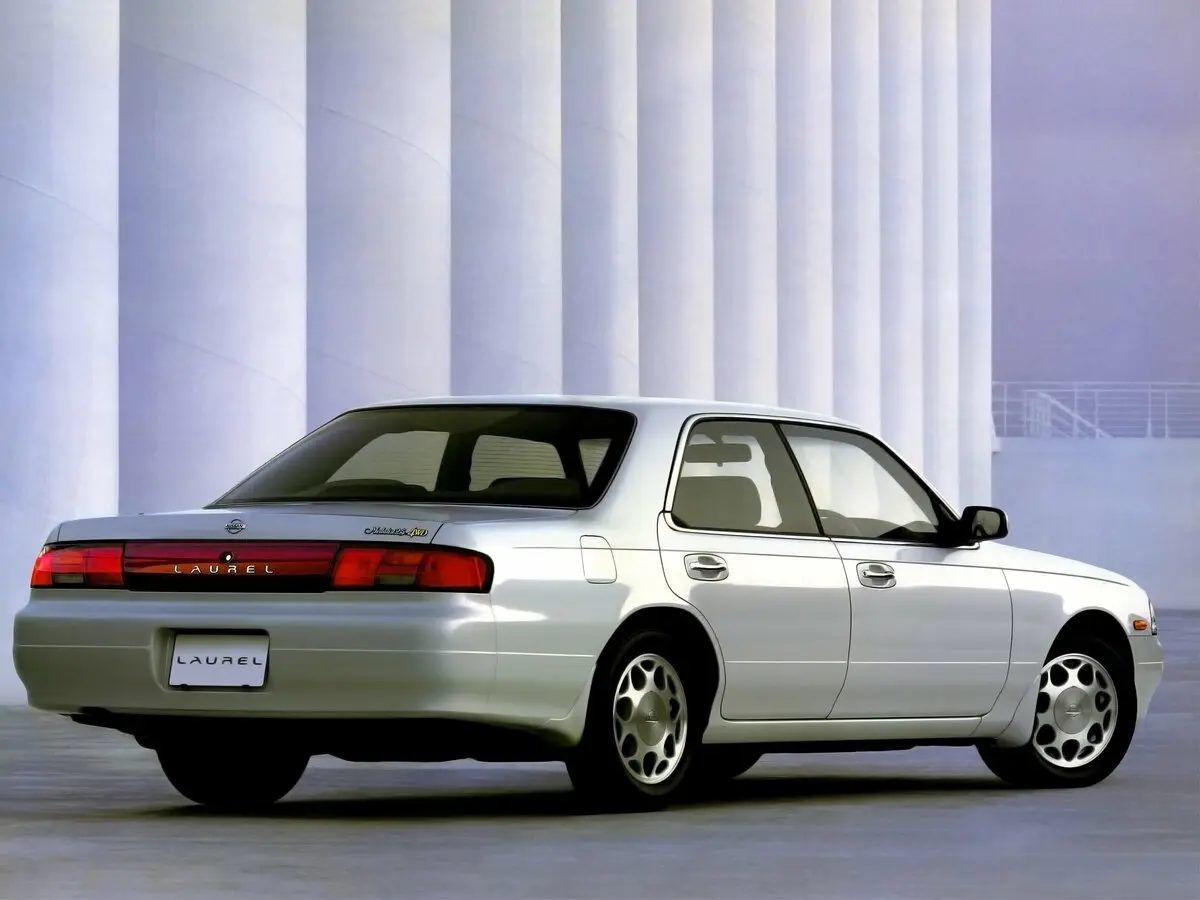 Nissan Laurel VII (C34) Седан — сүрөт 4