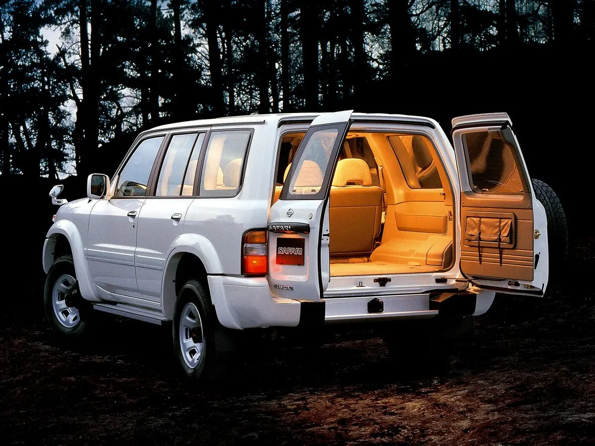 Nissan Safari V (Y61) Внедорожник 5 дв. — сүрөт 7