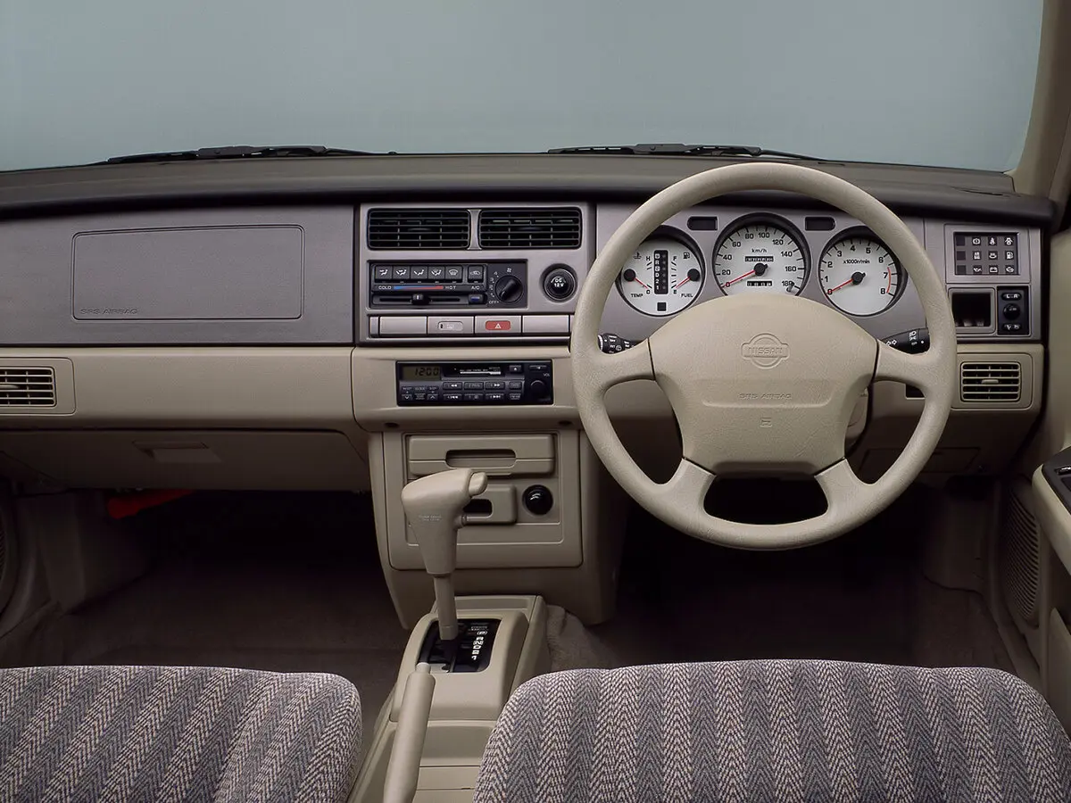Nissan Rasheen 1995 – 2000 Универсал 5 дв. — сүрөт 6