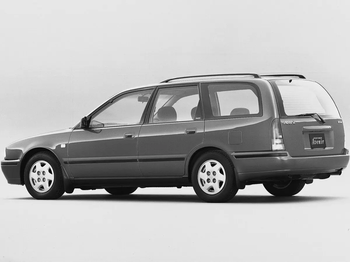 Nissan Avenir I (W10) Универсал 5 дв. — сүрөт 4