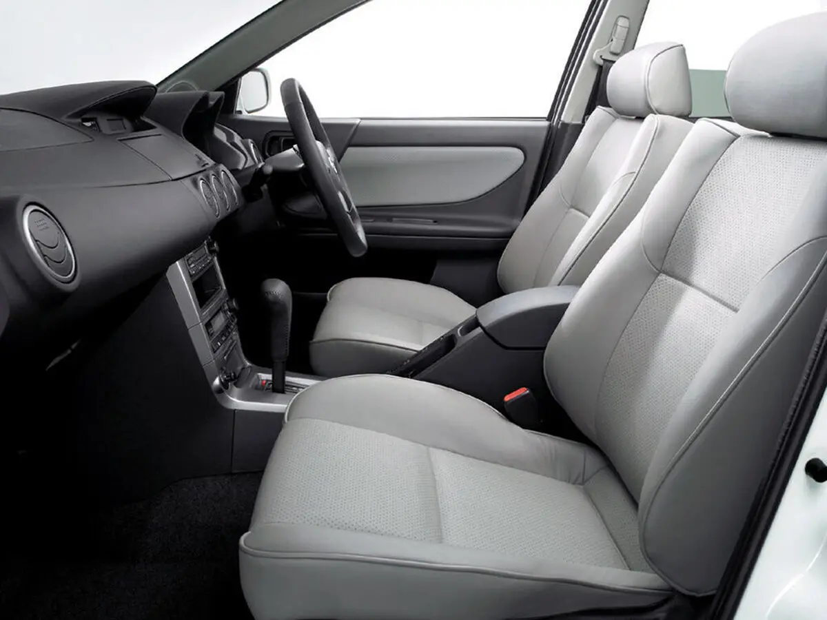 Nissan Avenir II (W11) Универсал 5 дв. — сүрөт 5