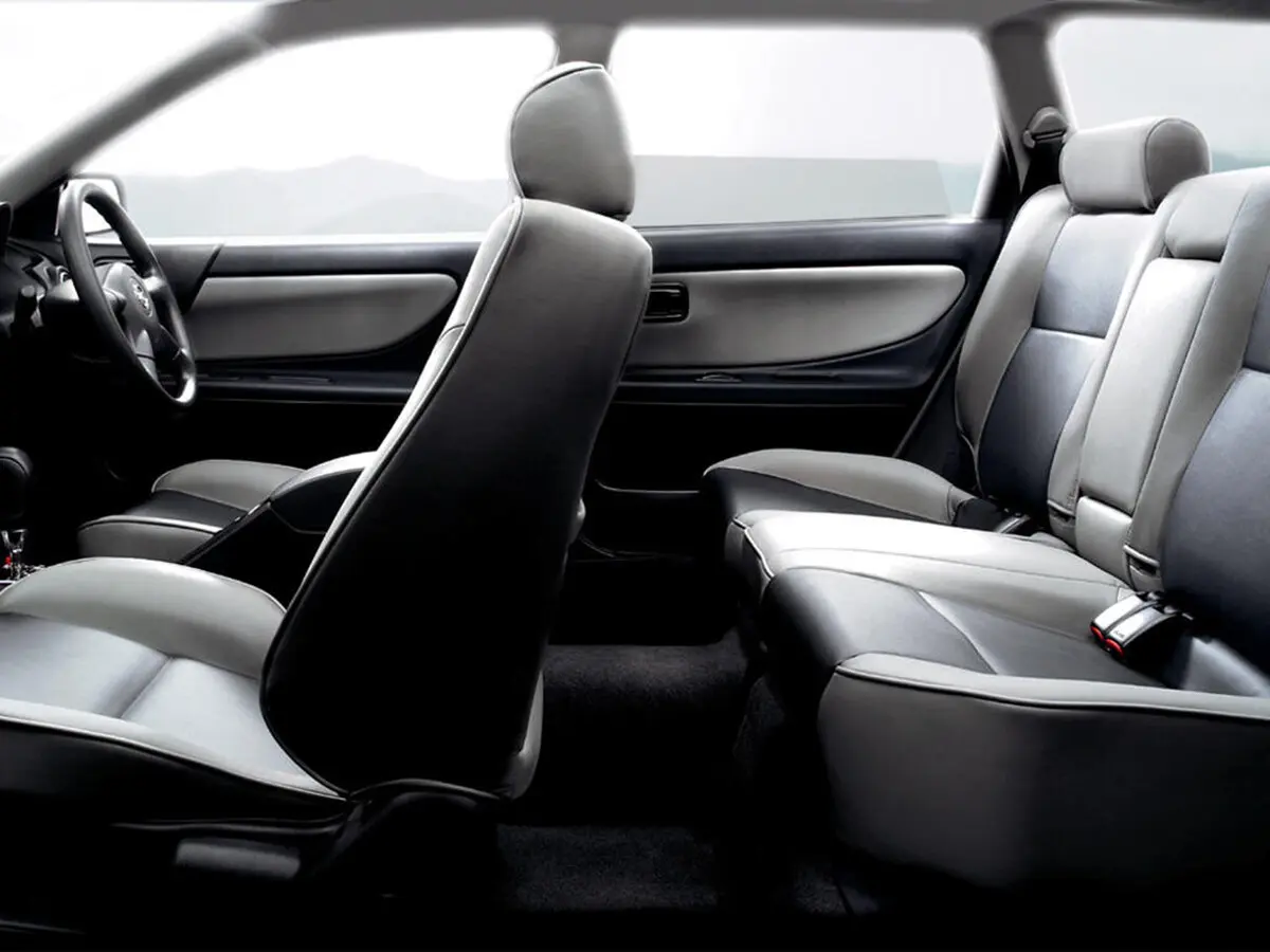 Nissan Avenir II (W11) Универсал 5 дв. — сүрөт 6