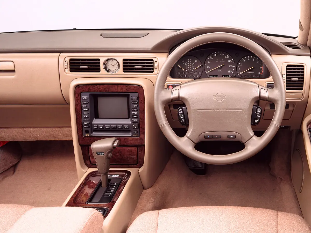 Nissan Cima II (Y32) Седан — сүрөт 3