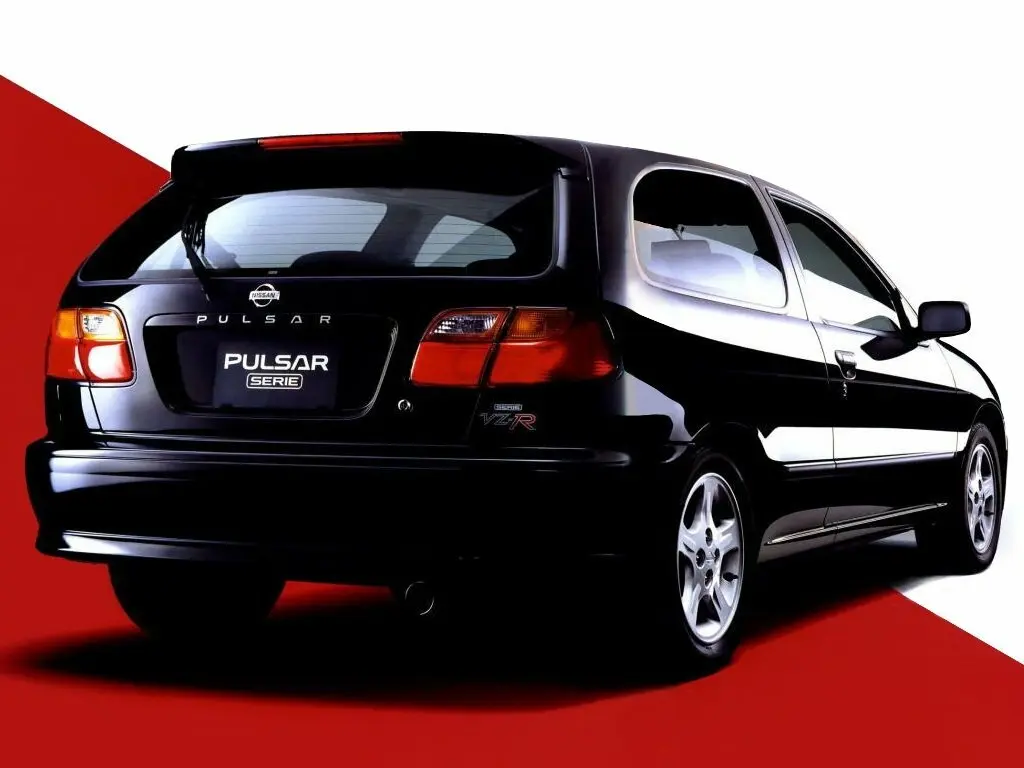 Nissan Pulsar V (N15) Хэтчбек 3 дв. — photo 4