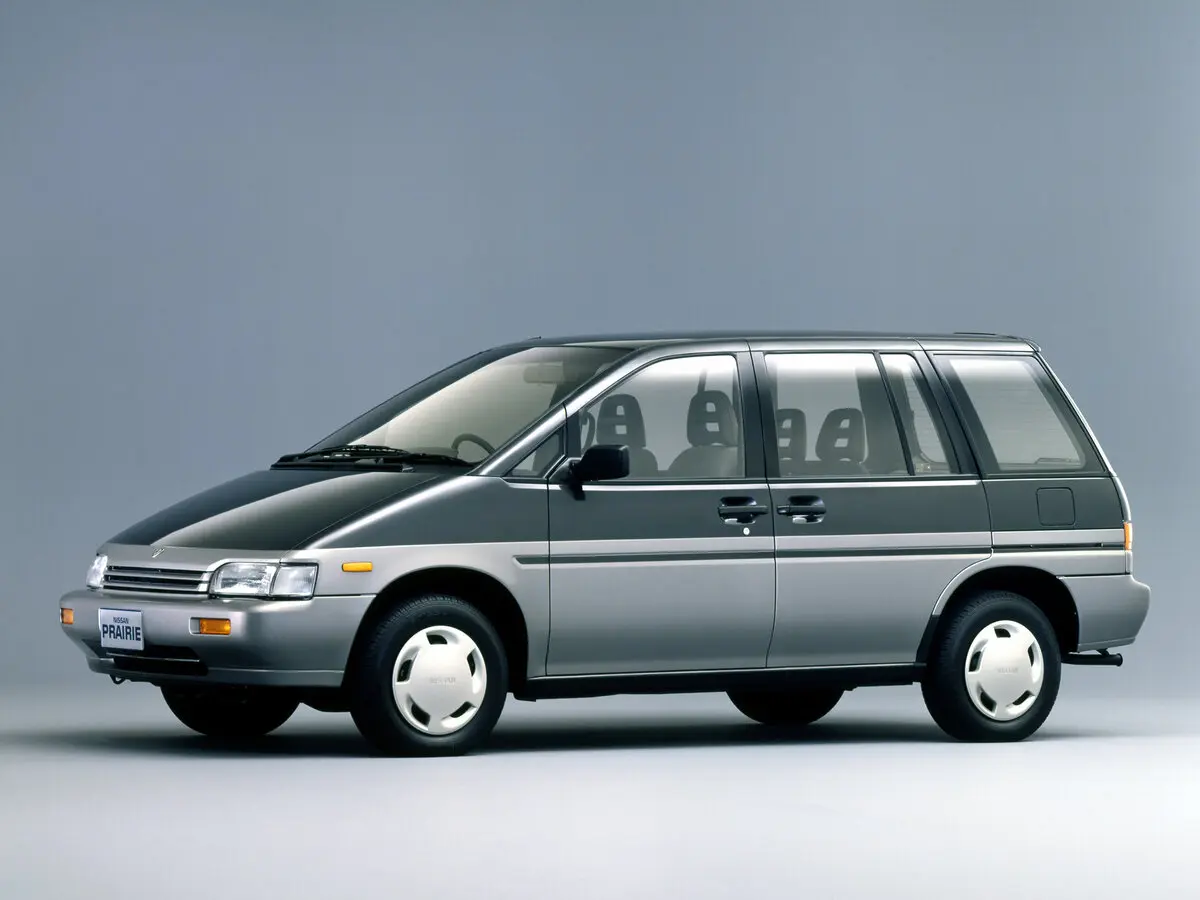 Nissan Prairie II (M11) Компактвэн
