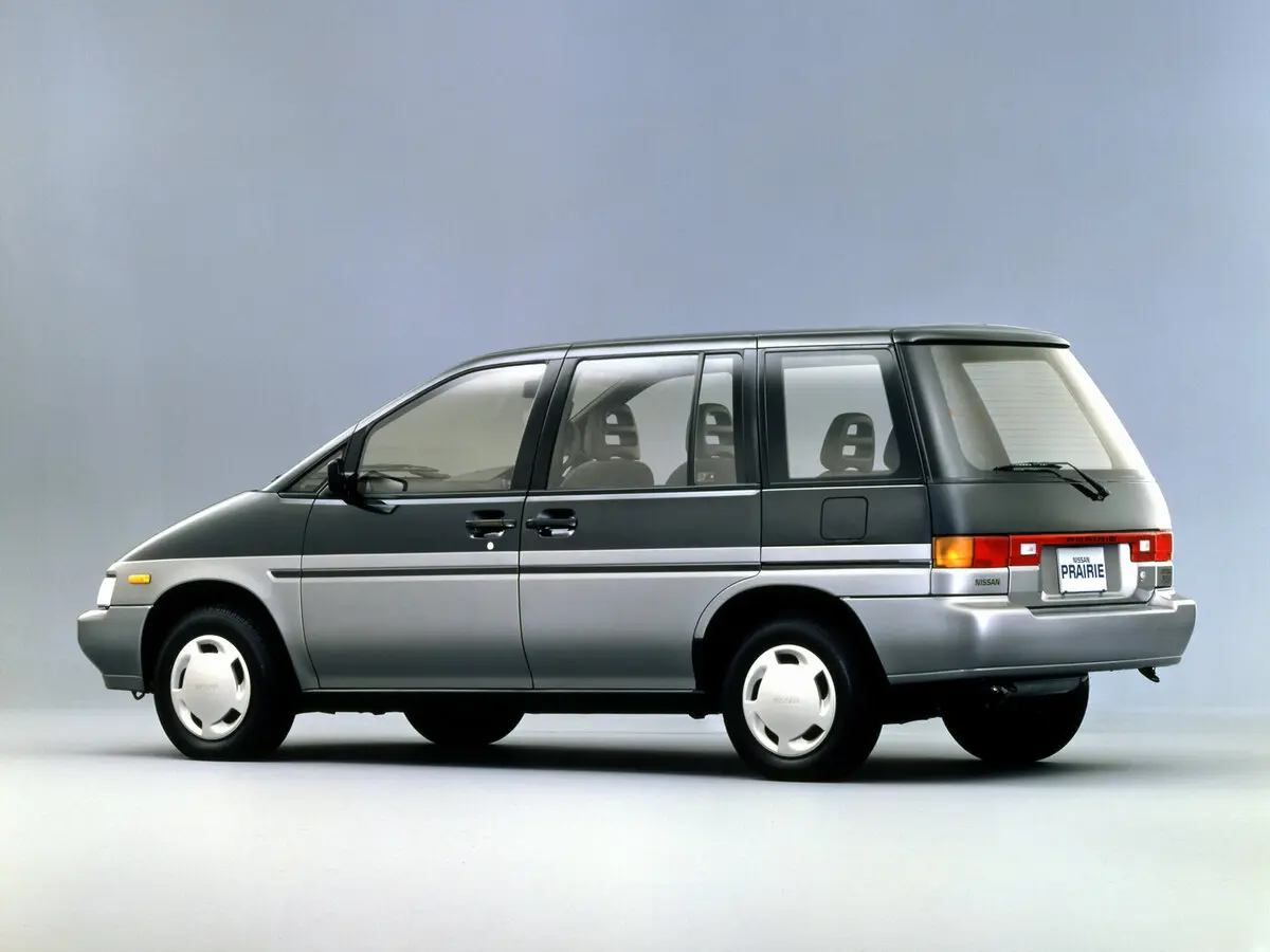 Nissan Prairie II (M11) Компактвэн — сүрөт 2