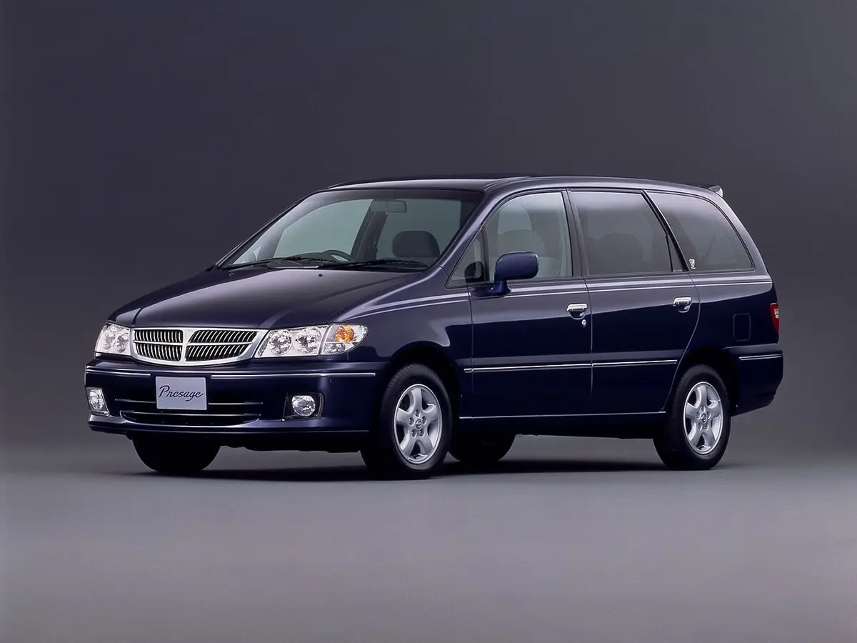 Nissan Presage I
