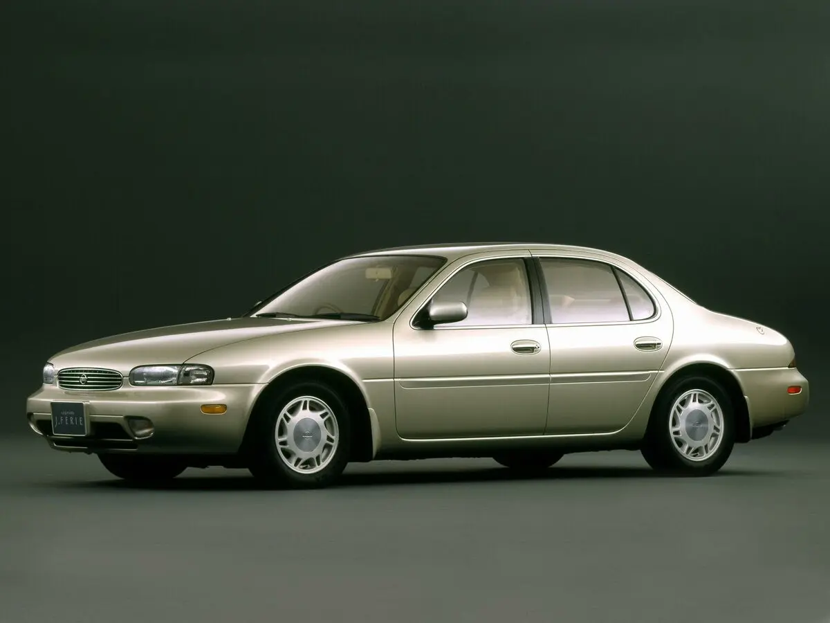 Nissan Leopard III (Y32)