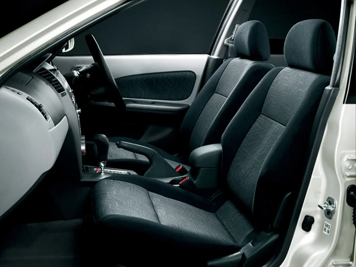 Nissan Wingroad II (Y11) Рестайлинг Универсал 5 дв. — сүрөт 6