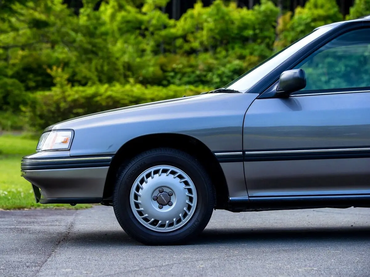 Subaru Legacy I Универсал 5 дв. — фото 16