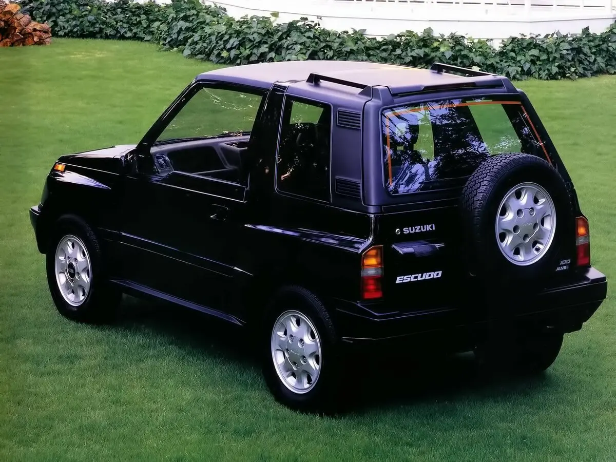 Suzuki Escudo I Внедорожник 3 дв. — сүрөт 4