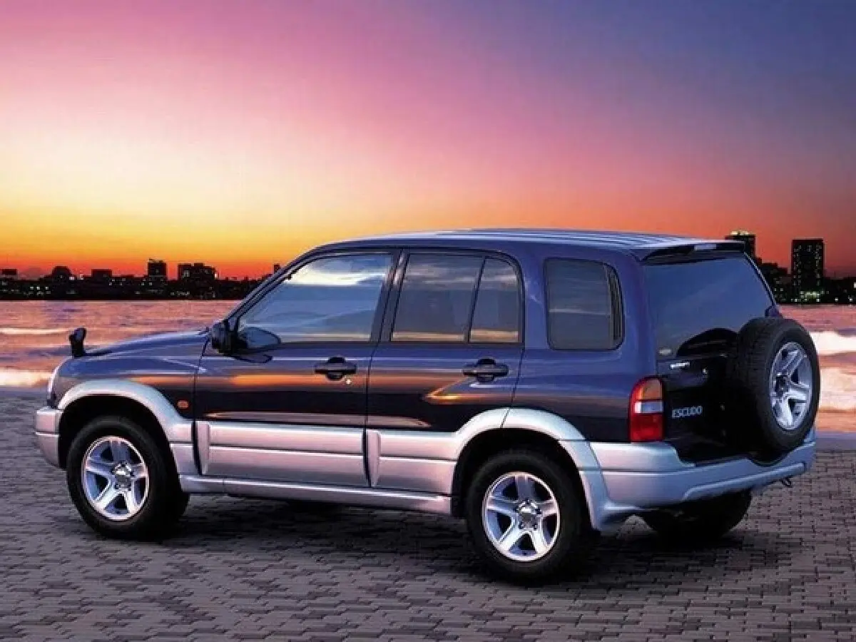 Suzuki Escudo II Внедорожник 5 дв. — сүрөт 2