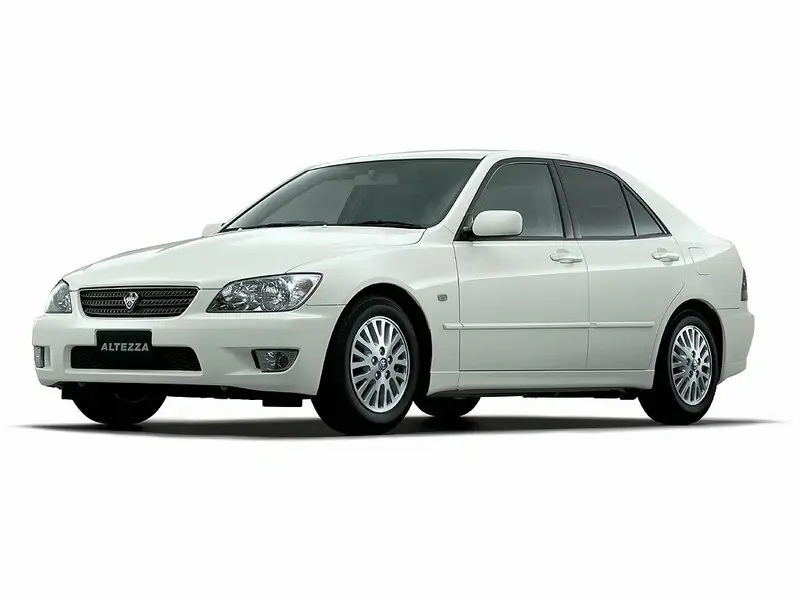 Toyota Altezza 1998 – 2005 Седан