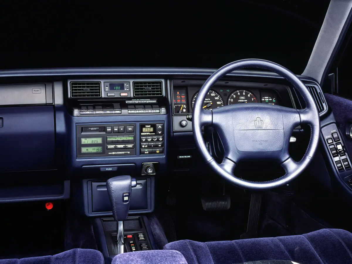 Toyota Crown VIII (S130) Седан — 照片 6