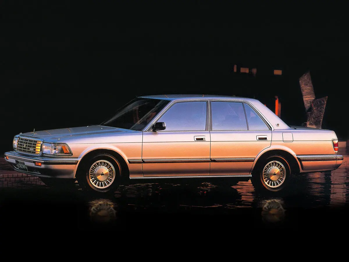 Toyota Crown VIII (S130) Седан — 照片 8