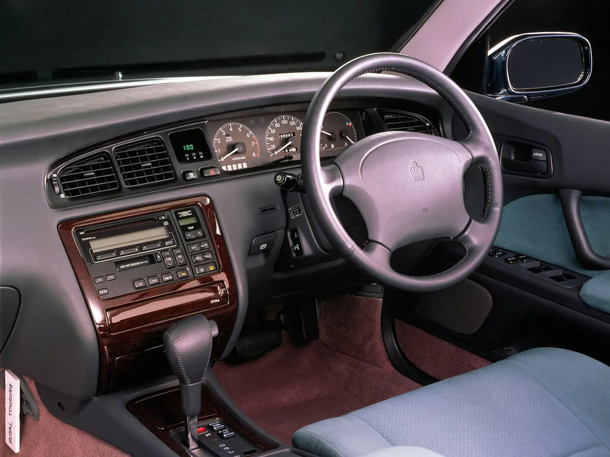 Toyota Crown IX (S140) Седан — сүрөт 7