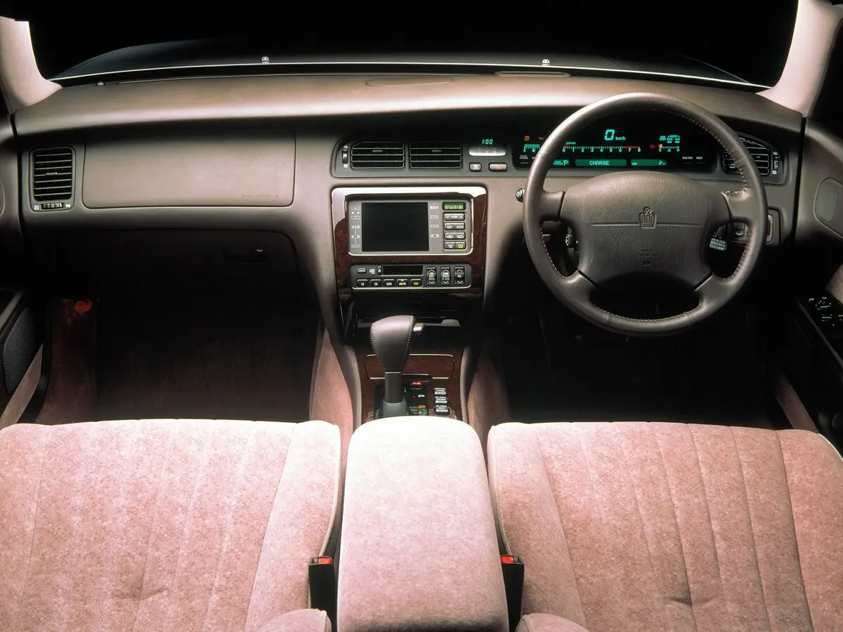Toyota Crown Majesta I (S140) Седан — фото 7