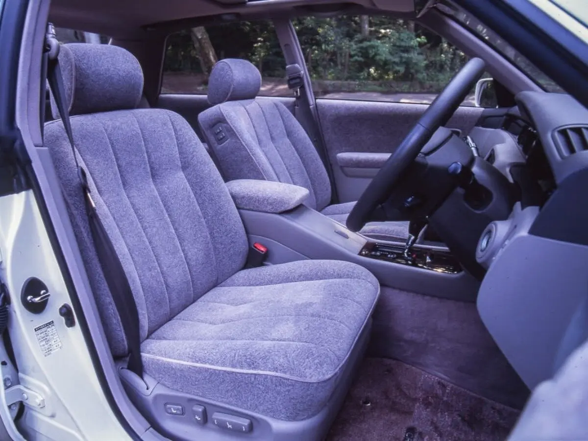 Toyota Crown Majesta II (S150) Седан — фото 8