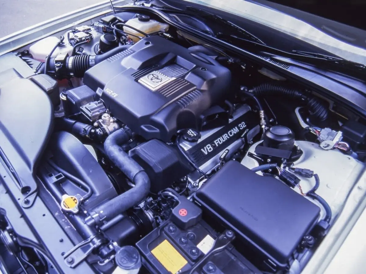 Toyota Crown Majesta II (S150) Седан — фото 12
