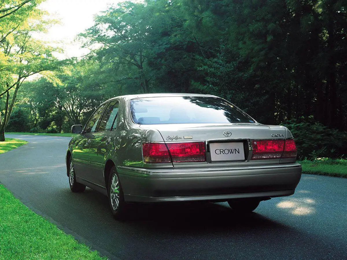 Toyota Crown XI (S170) Седан — photo 4