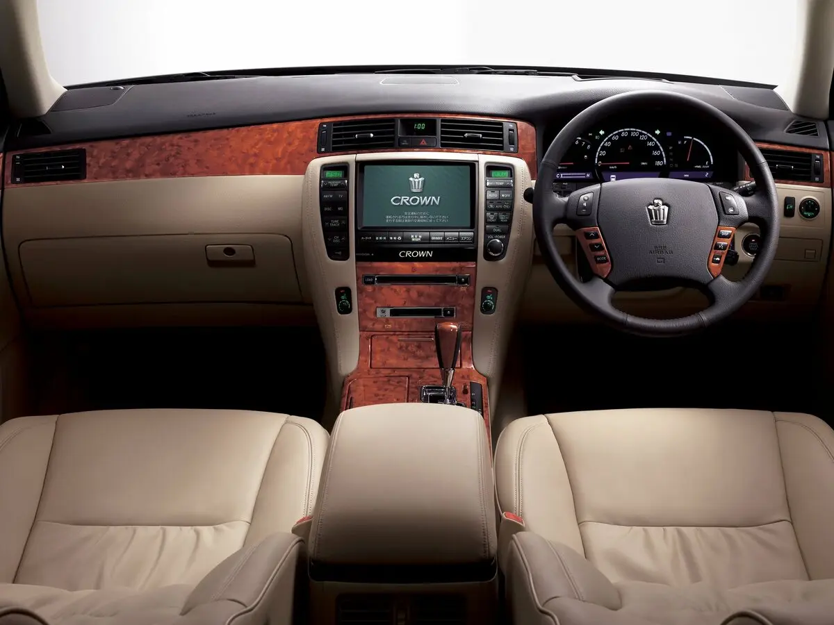 Toyota Crown XII (S180) Седан — сүрөт 6