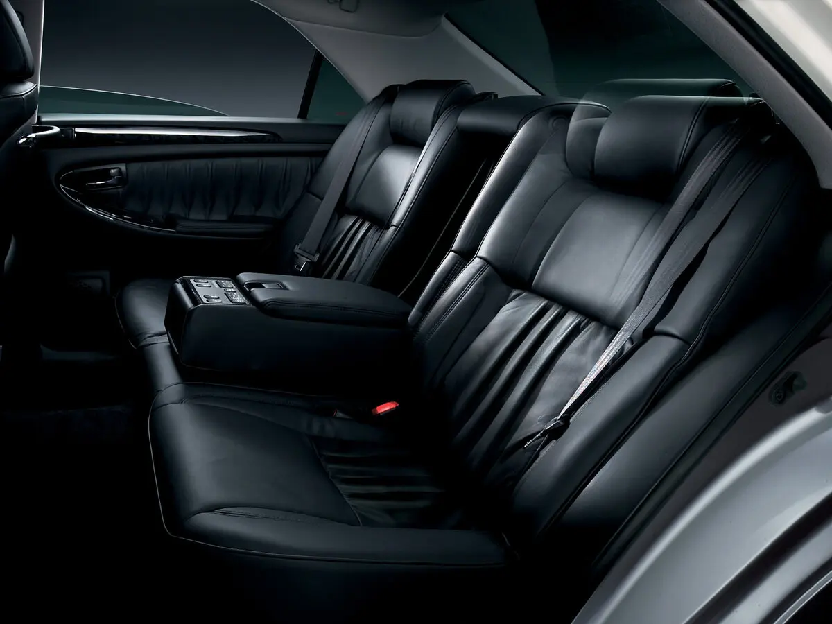 Toyota Crown XII (S180) Седан — сүрөт 8